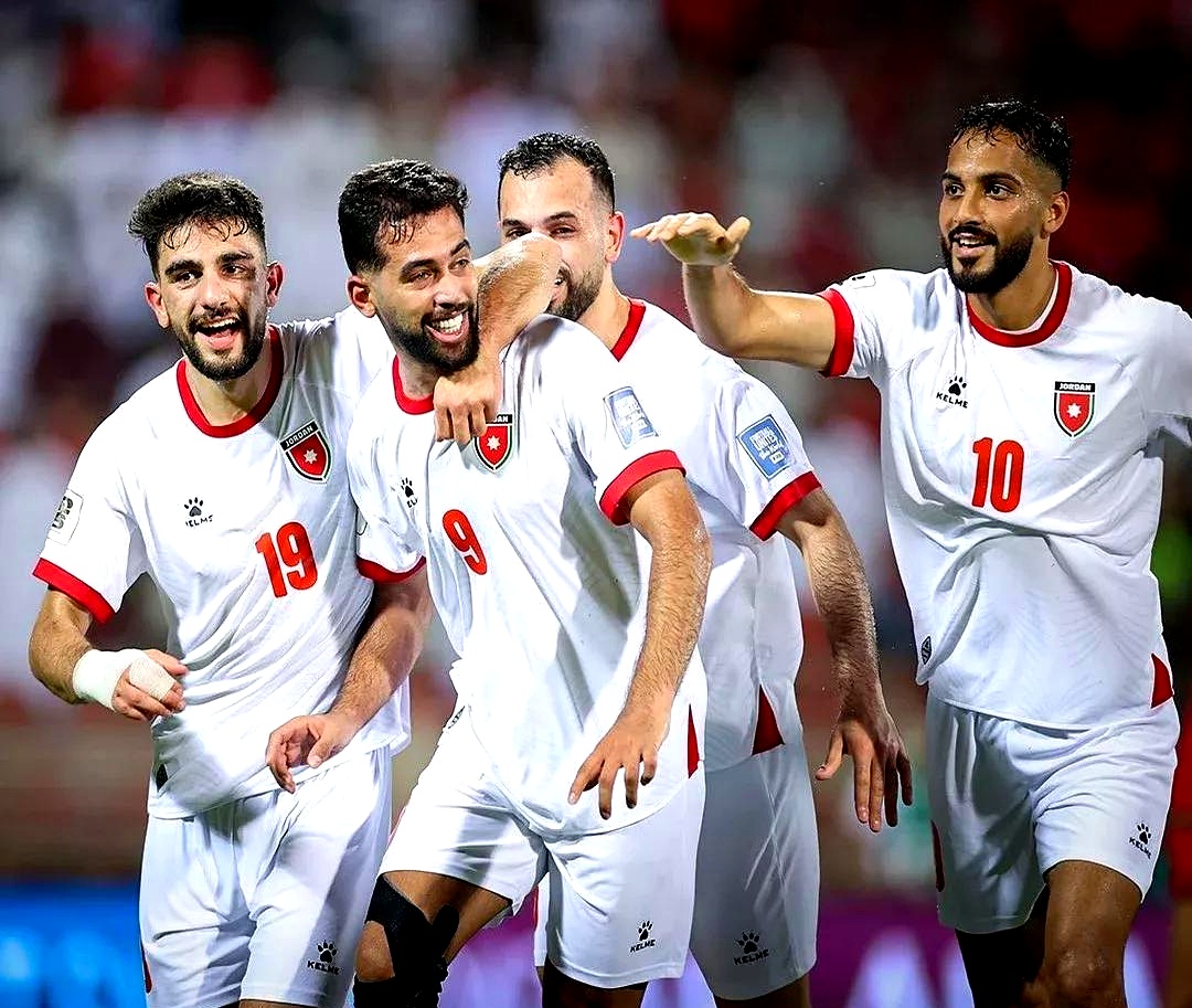 南宫下载app-包含西甲今晨再迎强敌，那不勒斯调整名单，主帅态度——目标明确，球探报告显示潜力的词条